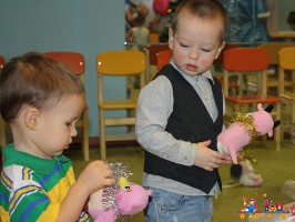 Новогодний утренник в Детском клубе Тёма, младшие группы полного дневного пребывания