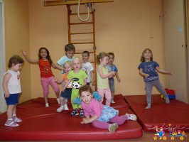 Активные спортивные игры в Детском клубе "Тема" на Студеном проезде