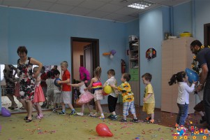 "Бразильский карнавал" в Детском клубе "Тёма" на Сиреневом бульваре
