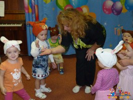 Праздник осени в яслях в частном детском саду "Тёма" в Медведково